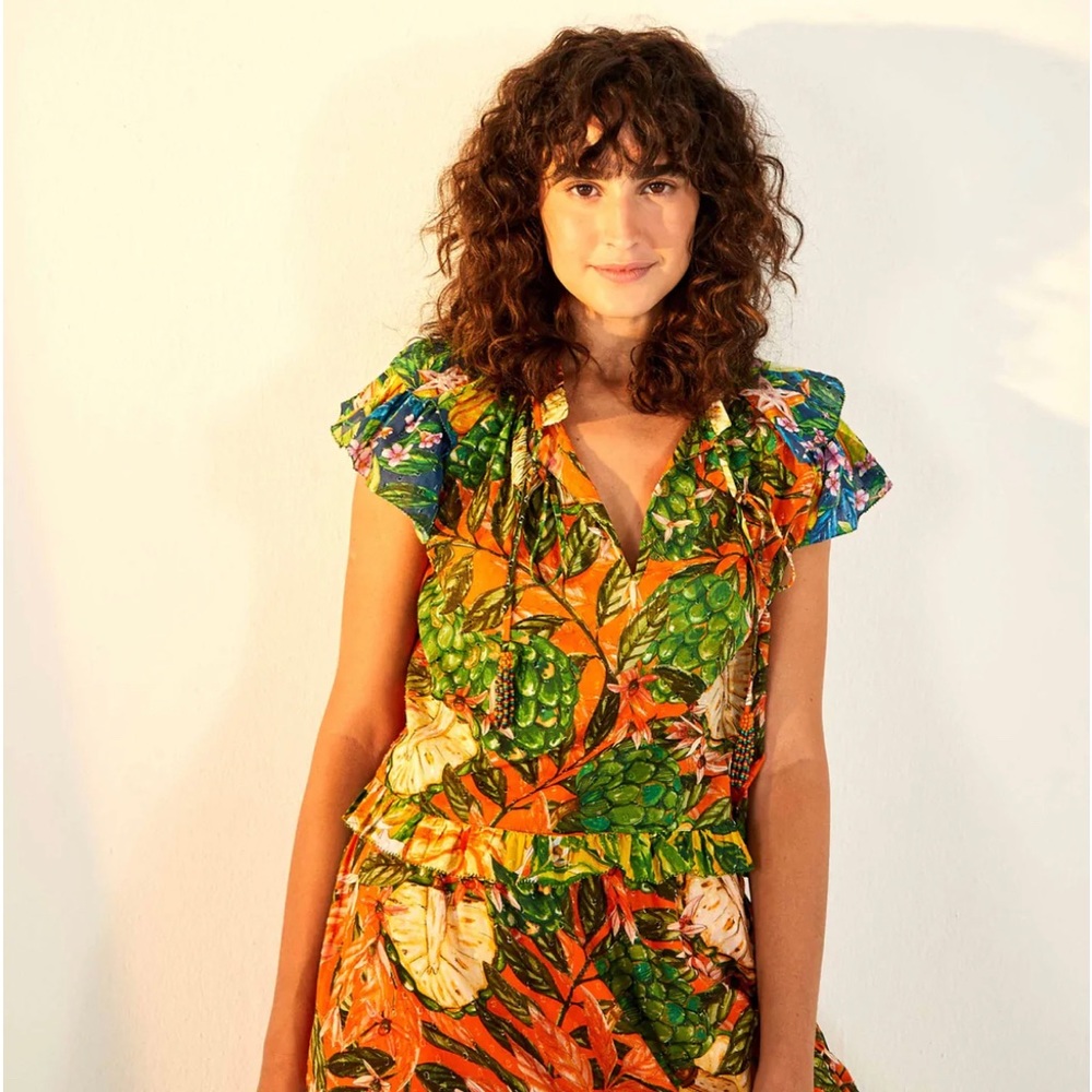 NWT Farm Rio Caipirinha Blouse. Size Medium.